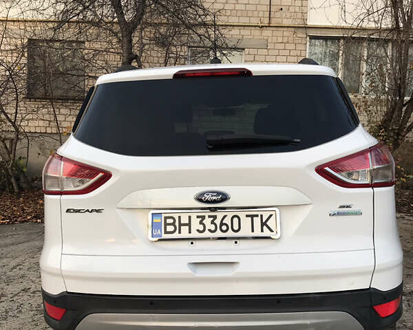 Білий Форд Ескейп, об'ємом двигуна 1.6 л та пробігом 247 тис. км за 10500 $, фото 4 на Automoto.ua