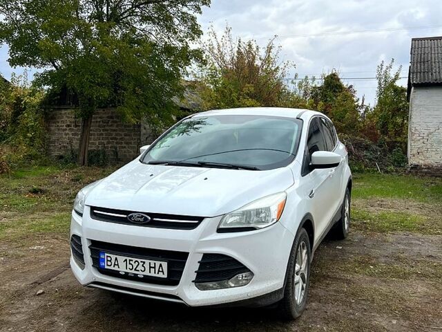 Білий Форд Ескейп, об'ємом двигуна 1.6 л та пробігом 170 тис. км за 11000 $, фото 2 на Automoto.ua