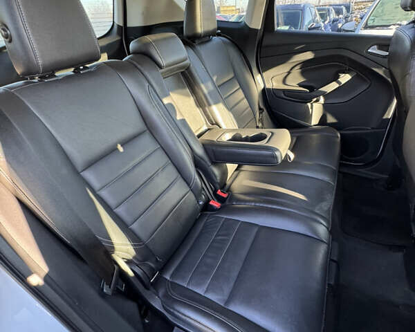 Білий Форд Ескейп, об'ємом двигуна 2 л та пробігом 173 тис. км за 12999 $, фото 35 на Automoto.ua