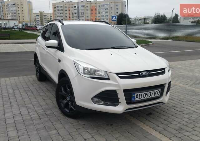 Білий Форд Ескейп, об'ємом двигуна 1.6 л та пробігом 155 тис. км за 9950 $, фото 2 на Automoto.ua