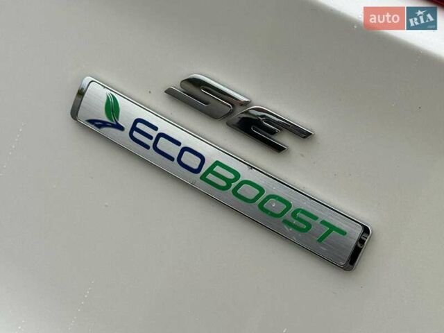 Белый Форд Эскейп, объемом двигателя 2 л и пробегом 145 тыс. км за 11650 $, фото 19 на Automoto.ua