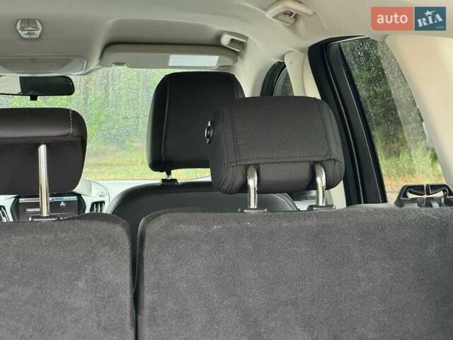 Белый Форд Эскейп, объемом двигателя 2 л и пробегом 145 тыс. км за 11650 $, фото 42 на Automoto.ua