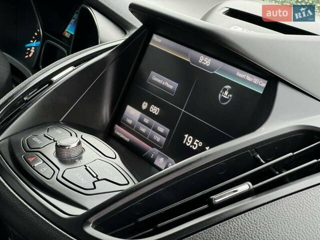 Белый Форд Эскейп, объемом двигателя 2 л и пробегом 145 тыс. км за 11650 $, фото 54 на Automoto.ua