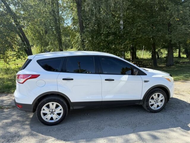 Белый Форд Эскейп, объемом двигателя 2.5 л и пробегом 167 тыс. км за 8250 $, фото 14 на Automoto.ua