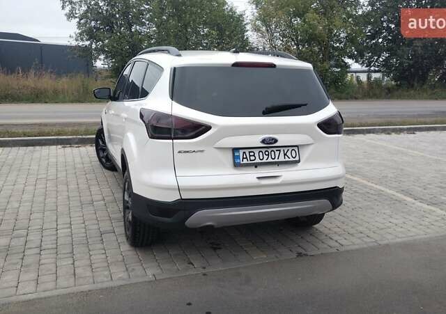 Білий Форд Ескейп, об'ємом двигуна 1.6 л та пробігом 155 тис. км за 9950 $, фото 9 на Automoto.ua