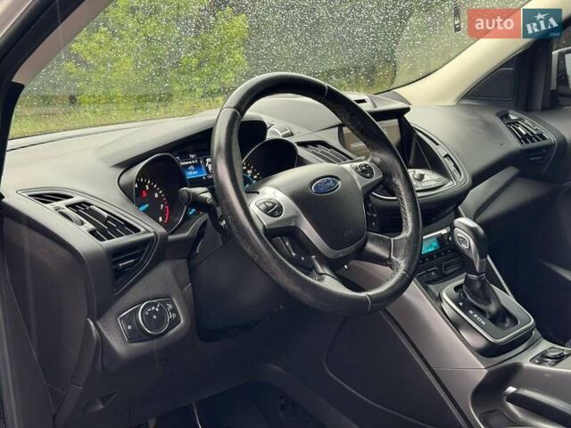 Белый Форд Эскейп, объемом двигателя 2 л и пробегом 145 тыс. км за 11650 $, фото 23 на Automoto.ua