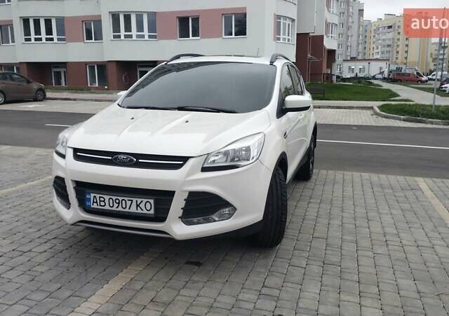 Білий Форд Ескейп, об'ємом двигуна 1.6 л та пробігом 155 тис. км за 9950 $, фото 5 на Automoto.ua