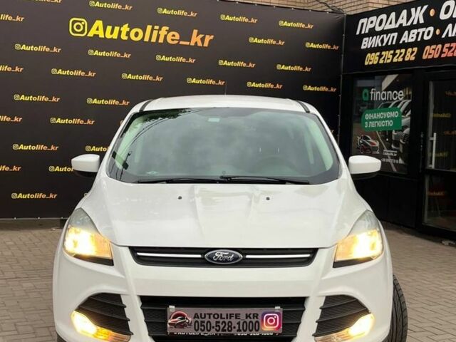 Белый Форд Эскейп, объемом двигателя 1.6 л и пробегом 163 тыс. км за 9800 $, фото 1 на Automoto.ua