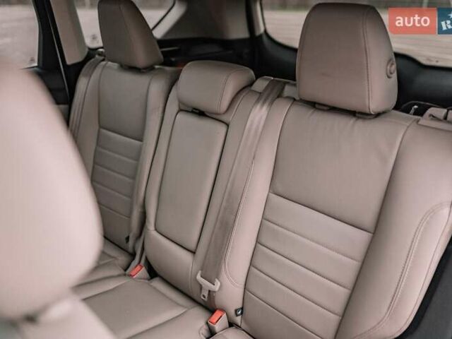 Белый Форд Эскейп, объемом двигателя 2 л и пробегом 167 тыс. км за 12200 $, фото 71 на Automoto.ua