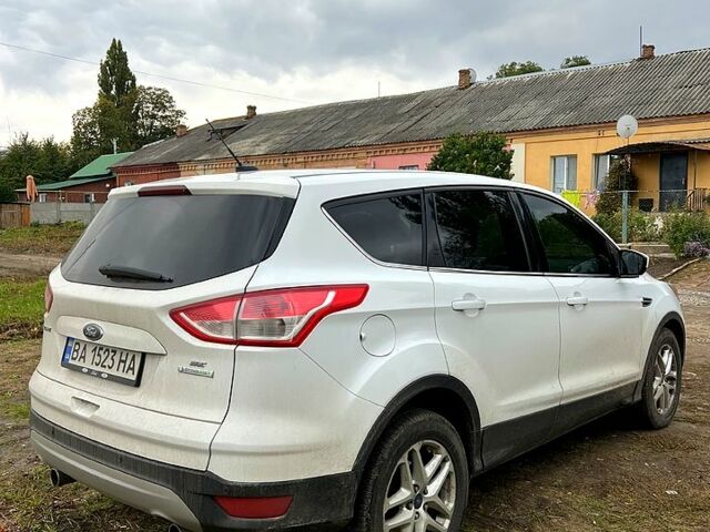 Білий Форд Ескейп, об'ємом двигуна 1.6 л та пробігом 170 тис. км за 11000 $, фото 5 на Automoto.ua