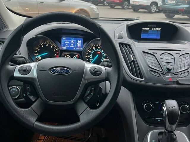 Белый Форд Эскейп, объемом двигателя 1.6 л и пробегом 163 тыс. км за 9800 $, фото 9 на Automoto.ua