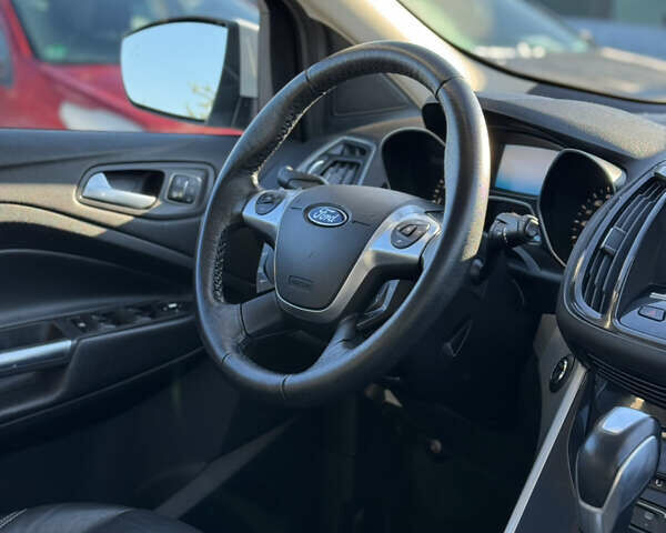 Білий Форд Ескейп, об'ємом двигуна 2 л та пробігом 173 тис. км за 12999 $, фото 36 на Automoto.ua