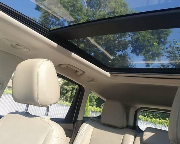 Белый Форд Эскейп, объемом двигателя 2 л и пробегом 113 тыс. км за 14000 $, фото 10 на Automoto.ua