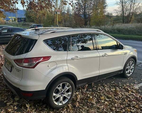 Белый Форд Эскейп, объемом двигателя 2.3 л и пробегом 170 тыс. км за 12999 $, фото 22 на Automoto.ua