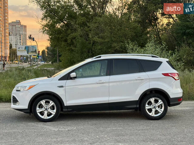 Белый Форд Эскейп, объемом двигателя 1.6 л и пробегом 212 тыс. км за 10700 $, фото 63 на Automoto.ua