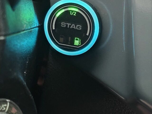 Білий Форд Ескейп, об'ємом двигуна 2.5 л та пробігом 160 тис. км за 13000 $, фото 8 на Automoto.ua