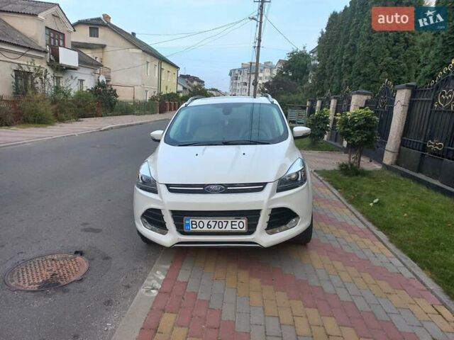 Білий Форд Ескейп, об'ємом двигуна 2 л та пробігом 194 тис. км за 13300 $, фото 3 на Automoto.ua