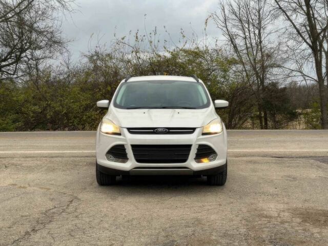 Білий Форд Ескейп, об'ємом двигуна 2 л та пробігом 90 тис. км за 2500 $, фото 1 на Automoto.ua