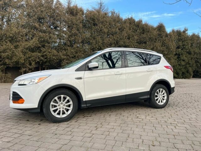 Белый Форд Эскейп, объемом двигателя 2.5 л и пробегом 230 тыс. км за 11450 $, фото 1 на Automoto.ua