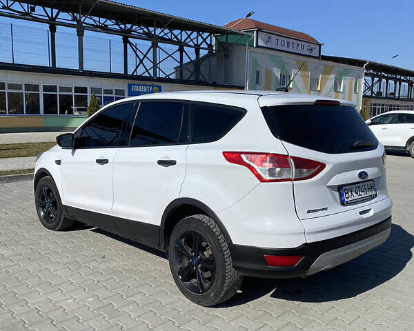 Білий Форд Ескейп, об'ємом двигуна 2.49 л та пробігом 245 тис. км за 10300 $, фото 5 на Automoto.ua