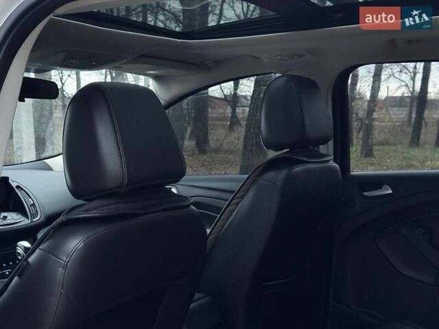 Белый Форд Эскейп, объемом двигателя 1.6 л и пробегом 138 тыс. км за 11450 $, фото 31 на Automoto.ua