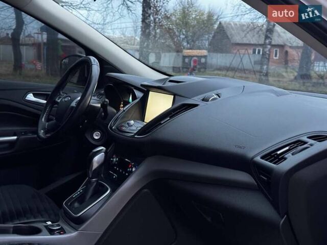 Белый Форд Эскейп, объемом двигателя 1.6 л и пробегом 138 тыс. км за 11450 $, фото 37 на Automoto.ua