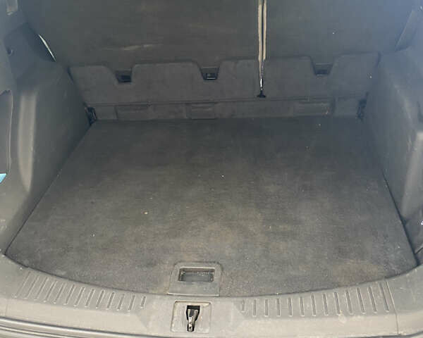 Белый Форд Эскейп, объемом двигателя 2 л и пробегом 97 тыс. км за 12900 $, фото 11 на Automoto.ua