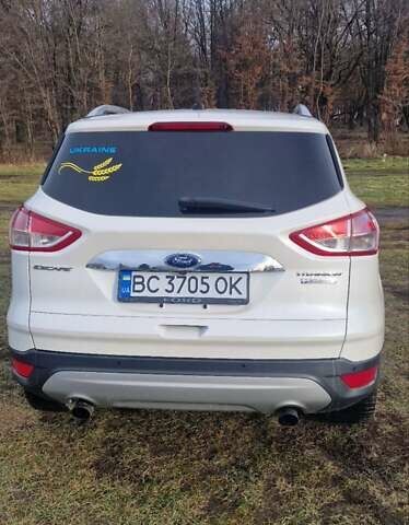 Белый Форд Эскейп, объемом двигателя 2 л и пробегом 136 тыс. км за 13200 $, фото 7 на Automoto.ua