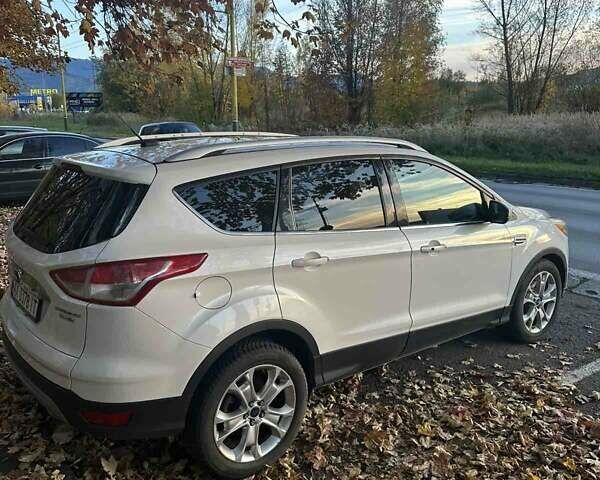 Белый Форд Эскейп, объемом двигателя 2.3 л и пробегом 170 тыс. км за 12999 $, фото 24 на Automoto.ua