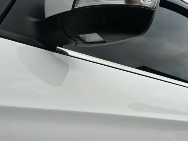 Білий Форд Ескейп, об'ємом двигуна 2.5 л та пробігом 160 тис. км за 13000 $, фото 13 на Automoto.ua