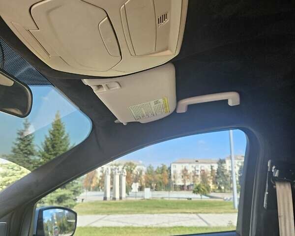 Белый Форд Эскейп, объемом двигателя 1.6 л и пробегом 118 тыс. км за 12500 $, фото 13 на Automoto.ua