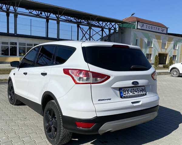 Білий Форд Ескейп, об'ємом двигуна 2.49 л та пробігом 245 тис. км за 10300 $, фото 3 на Automoto.ua