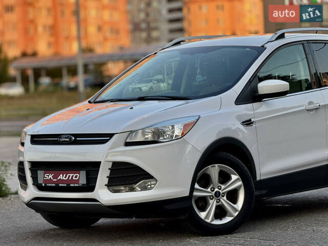 Белый Форд Эскейп, объемом двигателя 1.6 л и пробегом 212 тыс. км за 10700 $, фото 13 на Automoto.ua
