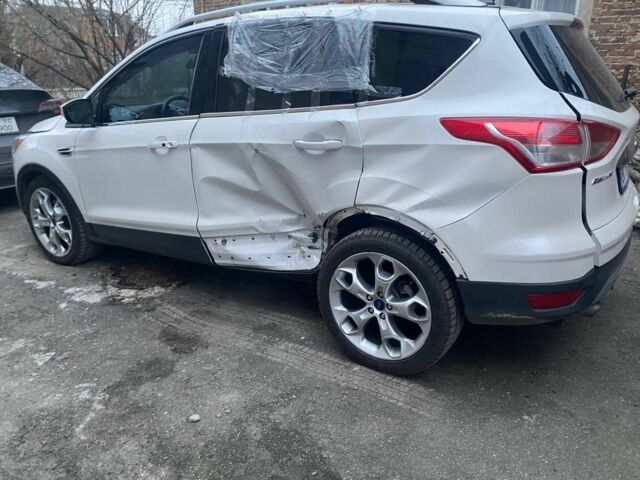 Белый Форд Эскейп, объемом двигателя 0 л и пробегом 190 тыс. км за 7300 $, фото 1 на Automoto.ua