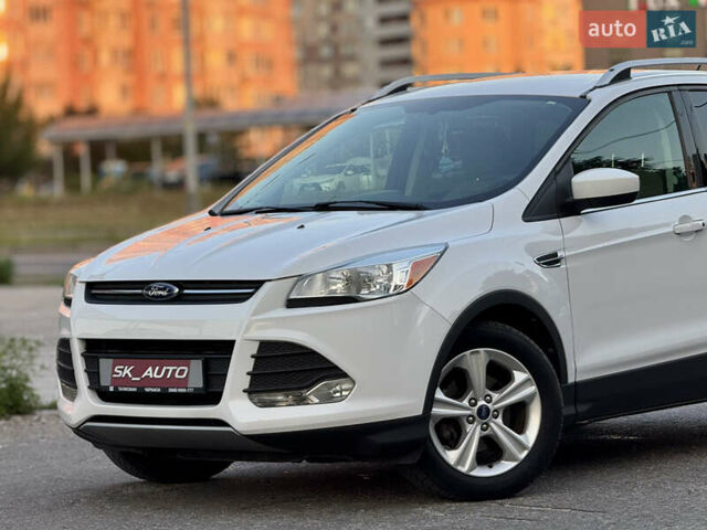 Белый Форд Эскейп, объемом двигателя 1.6 л и пробегом 212 тыс. км за 10700 $, фото 53 на Automoto.ua