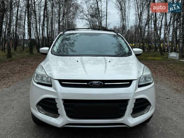 Белый Форд Эскейп, объемом двигателя 1.6 л и пробегом 138 тыс. км за 11450 $, фото 1 на Automoto.ua