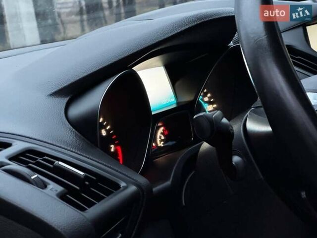 Белый Форд Эскейп, объемом двигателя 1.6 л и пробегом 138 тыс. км за 11450 $, фото 28 на Automoto.ua