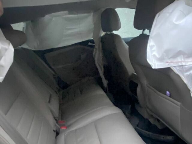 Белый Форд Эскейп, объемом двигателя 0 л и пробегом 190 тыс. км за 7300 $, фото 4 на Automoto.ua