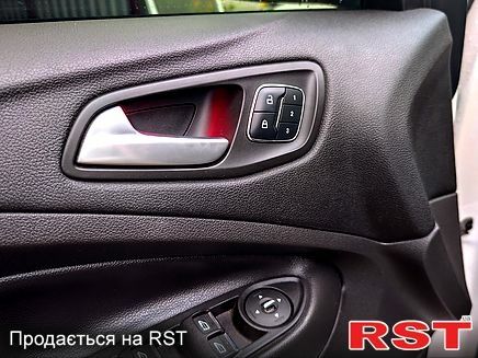 Белый Форд Эскейп, объемом двигателя 2 л и пробегом 140 тыс. км за 13900 $, фото 4 на Automoto.ua