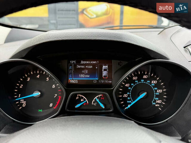 Белый Форд Эскейп, объемом двигателя 2 л и пробегом 179 тыс. км за 12600 $, фото 61 на Automoto.ua