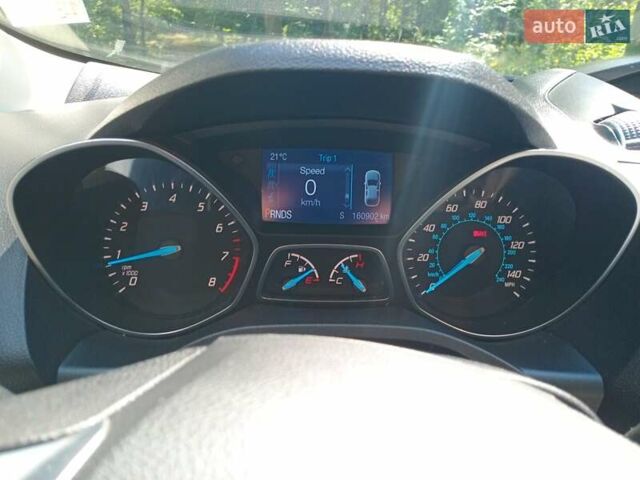 Форд Эскейп 2015 в Киеве на Automoto.ua Белый Форд Эскейп, объемом двигателя 1.6 л и пробегом 161 тыс. км за 11500 $, фото 10 на Automoto.ua