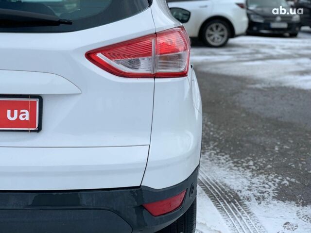 Белый Форд Эскейп, объемом двигателя 2.5 л и пробегом 100 тыс. км за 12190 $, фото 10 на Automoto.ua