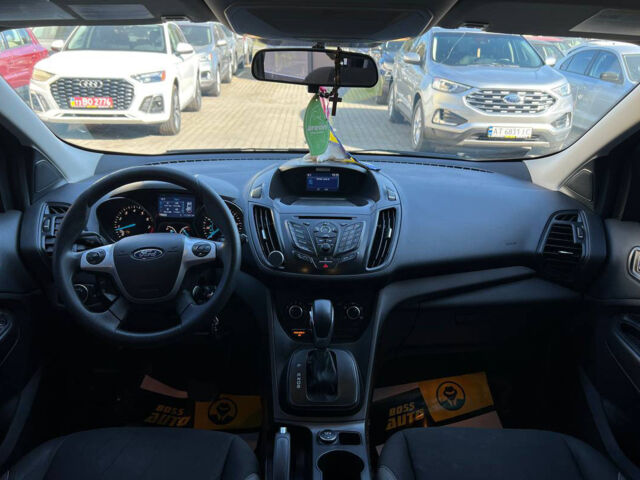 Белый Форд Эскейп, объемом двигателя 2.5 л и пробегом 117 тыс. км за 12000 $, фото 14 на Automoto.ua