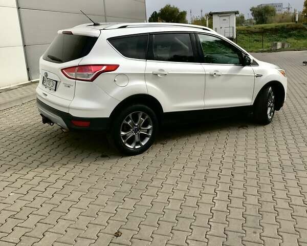 Форд Ескейп 2015 у Києві на Automoto.ua Білий Форд Ескейп, об'ємом двигуна 2 л та пробігом 166 тис. км за 10900 $, фото 5 на Automoto.ua