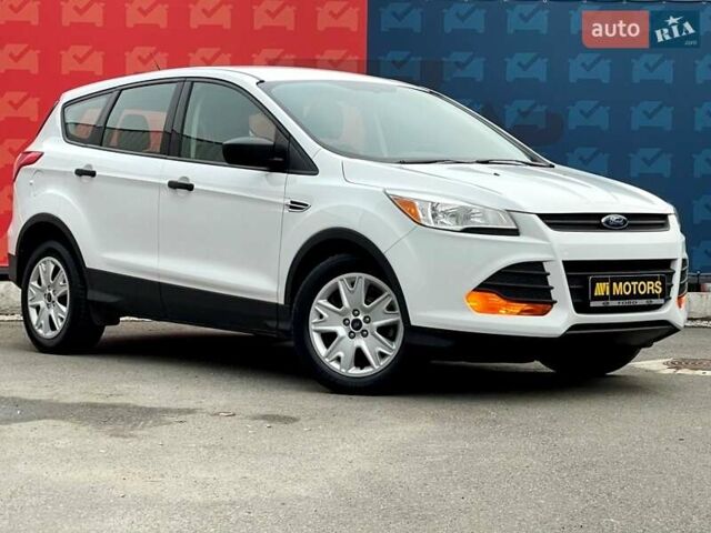 Форд Эскейп 2015 в Киеве на Automoto.ua Белый Форд Эскейп, объемом двигателя 2.5 л и пробегом 156 тыс. км за 10900 $, фото 11 на Automoto.ua