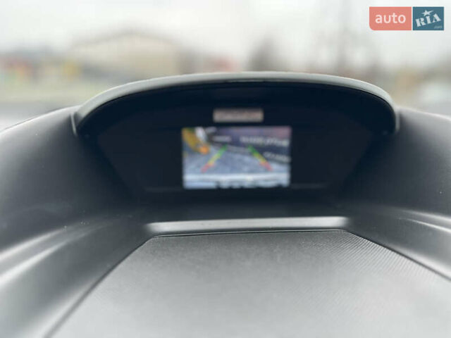 Белый Форд Эскейп, объемом двигателя 2 л и пробегом 183 тыс. км за 11800 $, фото 34 на Automoto.ua