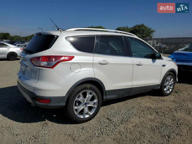 Белый Форд Эскейп, объемом двигателя 2 л и пробегом 125 тыс. км за 12500 $, фото 1 на Automoto.ua