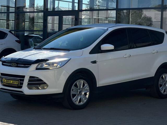 Белый Форд Эскейп, объемом двигателя 2.5 л и пробегом 117 тыс. км за 12000 $, фото 2 на Automoto.ua