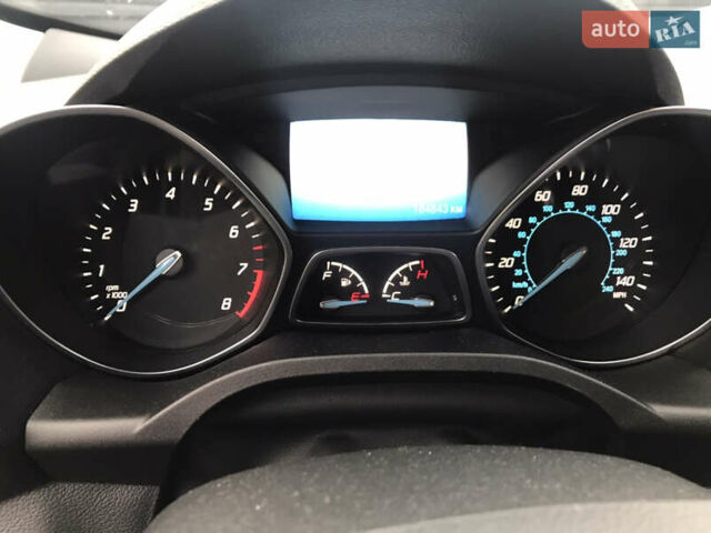 Белый Форд Эскейп, объемом двигателя 2 л и пробегом 185 тыс. км за 12800 $, фото 12 на Automoto.ua