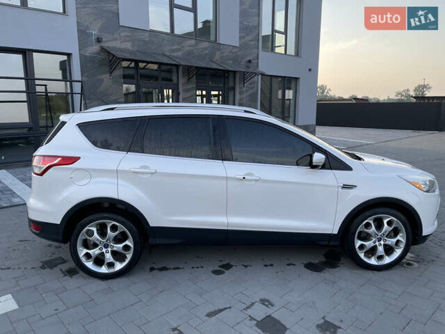 Білий Форд Ескейп, об'ємом двигуна 2 л та пробігом 149 тис. км за 12600 $, фото 38 на Automoto.ua